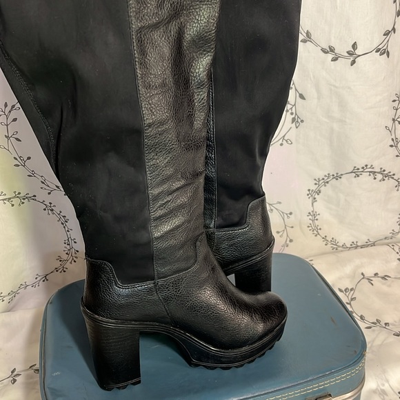 NWT Black Zip Up Knee High Torrid Platform Heels - size 9 1/2 - Picture 7 of 11